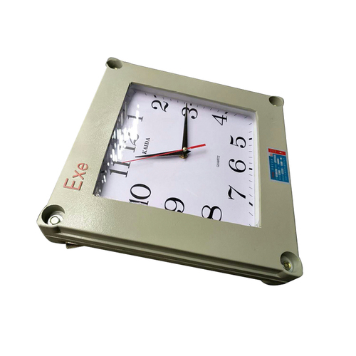方形石英钟.jpg